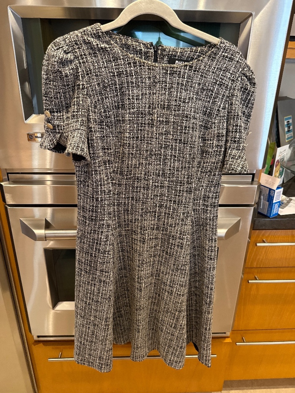 DKNT short sleeve dress